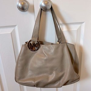Michael Kors Taupe Leather Shoulder bag